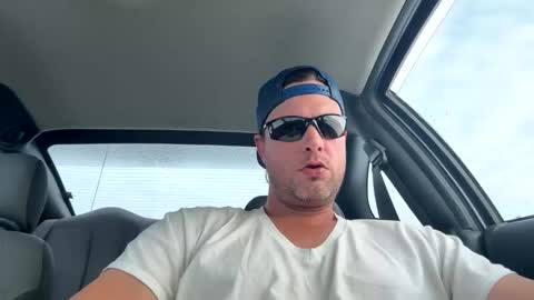 Carter Bates online show from November 2025 09:50:01 PM