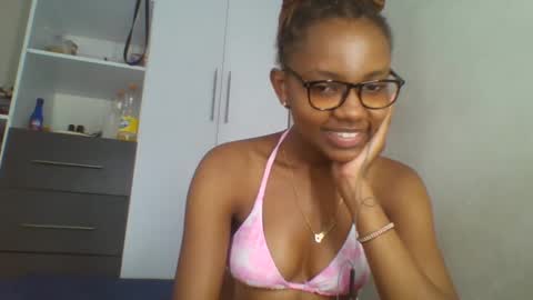 Snapshot of theequinn chatting on February 2025 08:33:02 PM theequinn online show from February 2025 08:33:02 PM