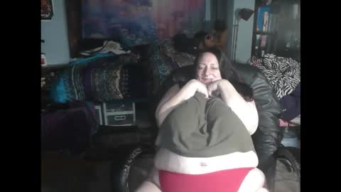 Snapshot of thefleshcanvas chatting on October 2025 04:26:01 AM Sitara Mune online show from October 2025 04:26:01 AM