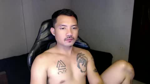 Snapshot of thefriskyasian chatting on January 2025 08:57:01 PM Jaycee online show from January 2025 08:57:01 PM