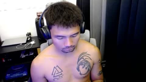 Snapshot of thefriskyasian chatting on September 2025 03:56:02 PM Jaycee online show from September 2025 03:56:02 PM