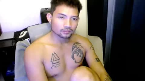 Snapshot of thefriskyasian chatting on September 2025 03:14:01 PM Jaycee online show from September 2025 03:14:01 PM