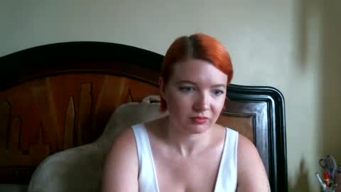 Snapshot of thegoddessfrida chatting on October 2025 02:51:02 PM Goddess Frida online show from October 2025 02:51:02 PM