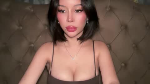 Snapshot of thegreat_legacy chatting on May 2026 04:02:02 PM Elle dont forget to folloW me and thumbs up online show from May 2026 04:02:02 PM