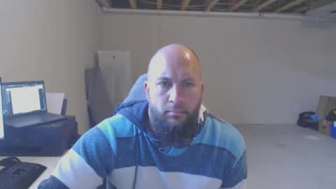 thehawaiian93 online show from April 2026 03:36:02 PM