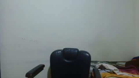 Snapshot of thehousedog chatting on July 2026 01:58:33 AM thehousedog online show from July 2026 01:58:33 AM