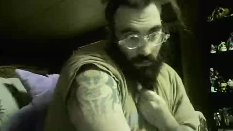 Iron online show from December 2025 09:43:01 PM