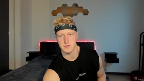 thejacob_d online show from November 2025 01:22:01 PM