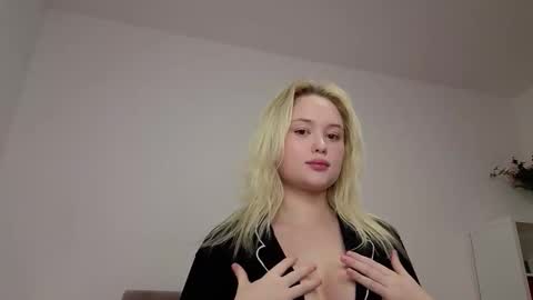 Kisaaleksandrova online show from February 2026 02:47:02 PM