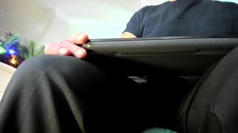 Snapshot of thekinkside chatting on December 2024 02:48:02 AM KinkSide online show from December 2024 02:48:02 AM