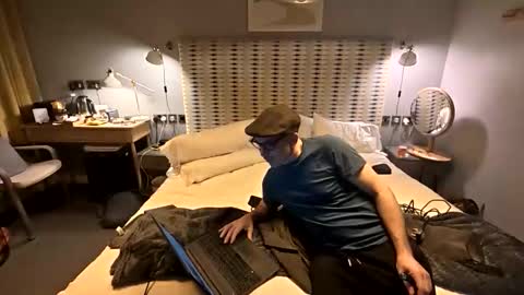 theladyduchess online show from April 2026 11:32:02 PM