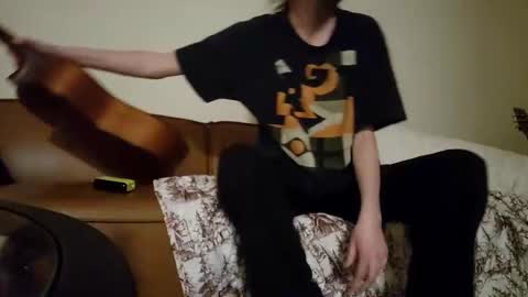 Snapshot of thelovecreep chatting on December 2024 06:25:02 AM lovecreep online show from December 2024 06:25:02 AM