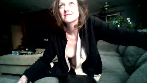 Snapshot of thelovecreep chatting on February 2025 07:49:01 AM lovecreep online show from February 2025 07:49:01 AM