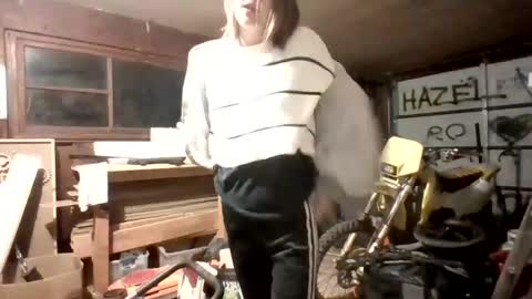 Snapshot of thelovecreep chatting on March 2025 05:42:02 AM lovecreep online show from March 2025 05:42:02 AM