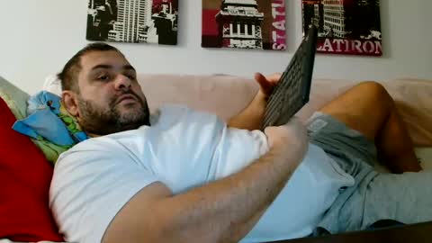 Snapshot of themastercomander chatting on December 2024 10:00:01 PM Big Alpha Daddy Master online show from December 2024 10:00:01 PM