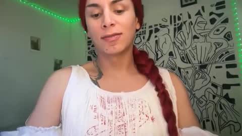 Lucy Lucy online show from November 2025 05:35:01 PM