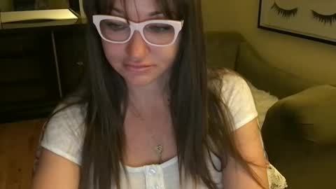 Snapshot of themrsnelson chatting on September 2025 09:09:01 AM Cach Nelson online show from September 2025 09:09:01 AM