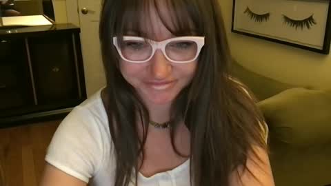 Snapshot of themrsnelson chatting on October 2025 08:58:02 AM Cach Nelson online show from October 2025 08:58:02 AM