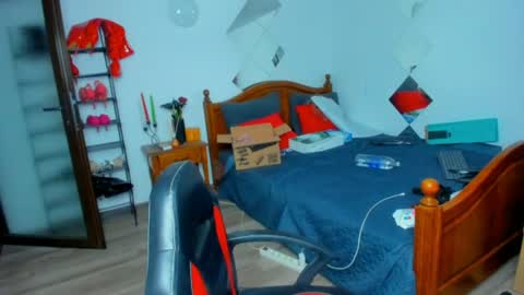 thenaughtygf online show from June 2026 11:27:02 PM