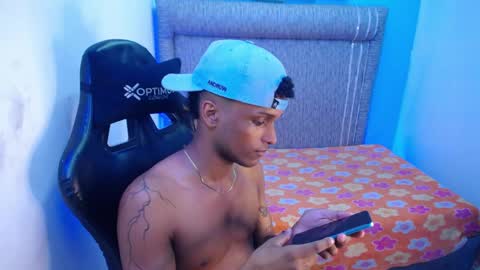 THEO online show from March 2026 08:42:01 PM