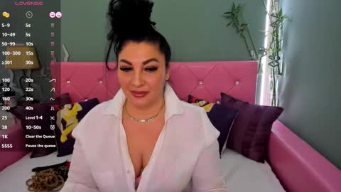 theonerosegoddes online show from February 2026 08:20:01 PM