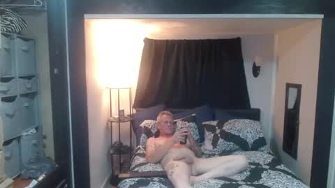 theoneyouwanttwofuck online show from September 2025 07:10:02 AM