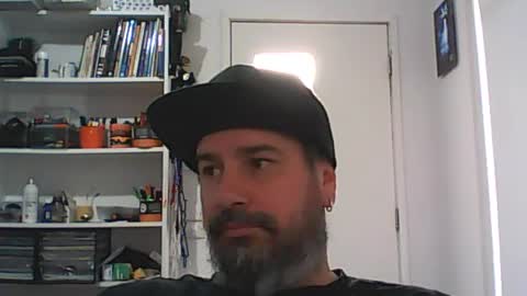 Snapshot of theozbeardguy chatting on June 2026 02:16:01 AM aussiebeard online show from June 2026 02:16:01 AM