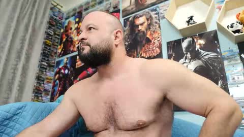 Snapshot of thephenomone chatting on October 2025 03:57:01 AM Chris online show from October 2025 03:57:01 AM