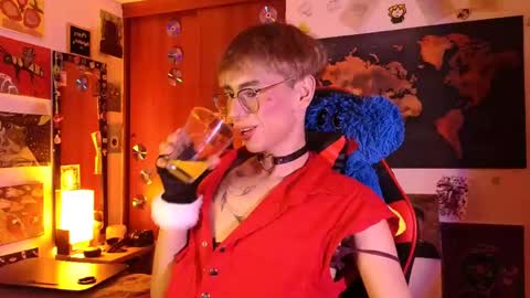 Matt independent model  online show from April 2026 07:48:01 PM