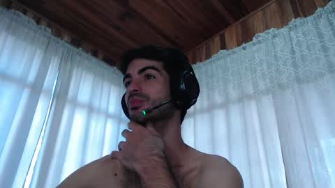 Santiago Enrique online show from December 2025 09:55:02 PM