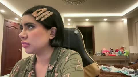 therealcamilabaddie online show from November 2025 06:24:01 AM