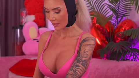 Deea  online show from April 2026 06:38:01 PM