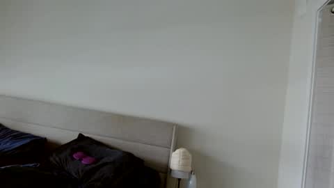 Yoshi online show from April 2026 06:38:02 PM