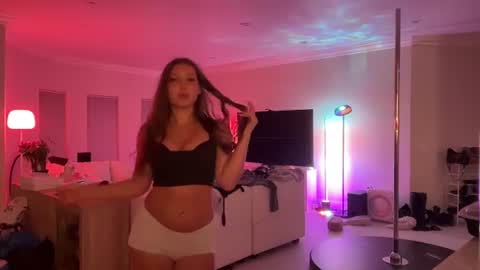 TheRealRussianKream online show from July 2026 11:17:02 AM