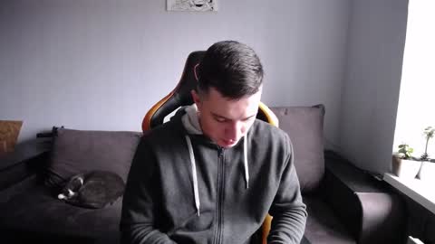 Nick   online show from November 2025 10:15:02 AM