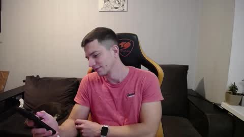 Nick   online show from December 2025 02:15:01 PM