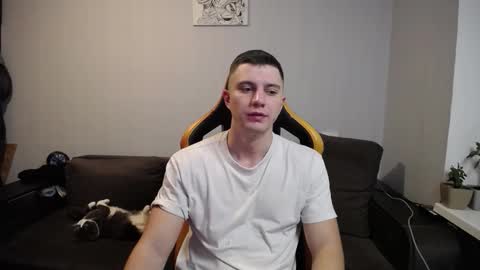 Nick   online show from December 2025 10:27:02 PM