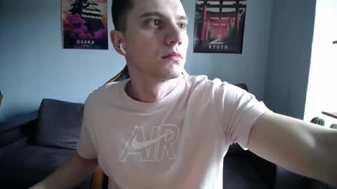 Nick   online show from April 2026 12:41:02 PM