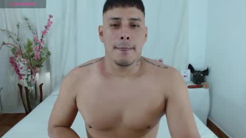 Snapshot of therockalejandro chatting on May 2026 05:32:02 PM therockalejandro online show from May 2026 05:32:02 PM