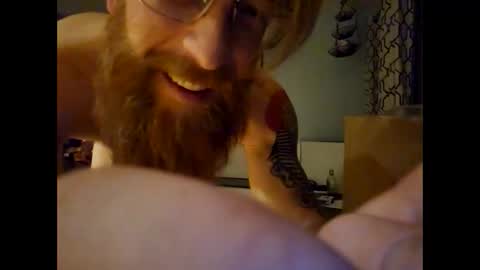 Snapshot of theshade124 chatting on January 2025 05:40:02 AM theshade124 online show from January 2025 05:40:02 AM