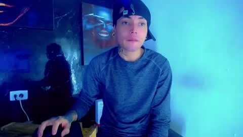 Snapshot of theshamefulboys chatting on July 2026 05:23:02 AM David y Daniel online show from July 2026 05:23:02 AM