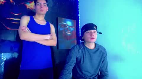 Snapshot of theshamefulboys chatting on July 2026 05:11:02 AM David y Daniel online show from July 2026 05:11:02 AM