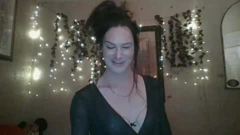 sillymillie0 online show from November 2025 02:54:02 AM