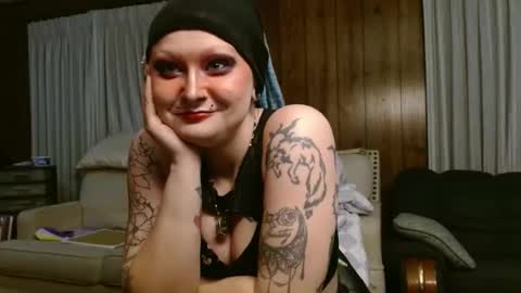 Siren of the Fae online show from April 2026 12:38:02 AM