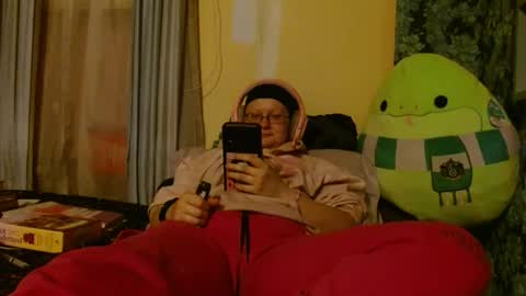 Siren of the Fae online show from April 2026 01:07:01 AM