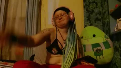 Siren of the Fae online show from April 2026 01:42:02 AM