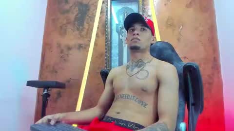 theskinny8inch_ online show from September 2025 05:18:02 AM