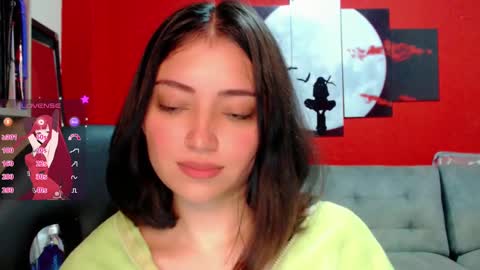 Snapshot of thesweethari chatting on March 2025 01:32:02 AM I dont do real meetings My bio online show from March 2025 01:32:02 AM