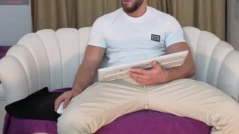 TheTopAlex online show from September 2025 02:34:01 AM