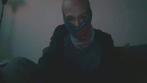 Scarf guy online show from February 2025 05:53:02 PM